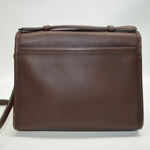 SOLD🚫Coach Vintage USA Made Leather Court Bag - Picture 5 of 15